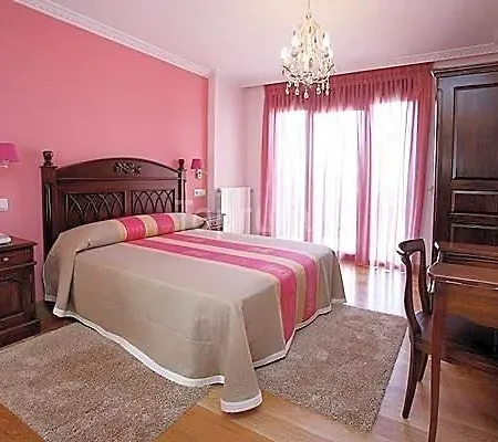 Rural Mies De فندق Rubayo