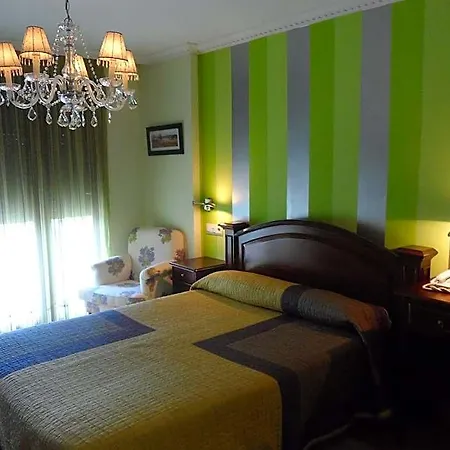 Rural Mies De 4* Rubayo