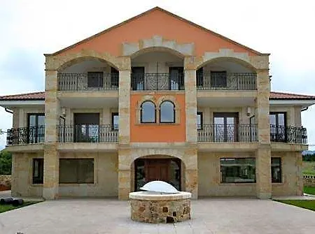 فندق Rural Mies De 4*